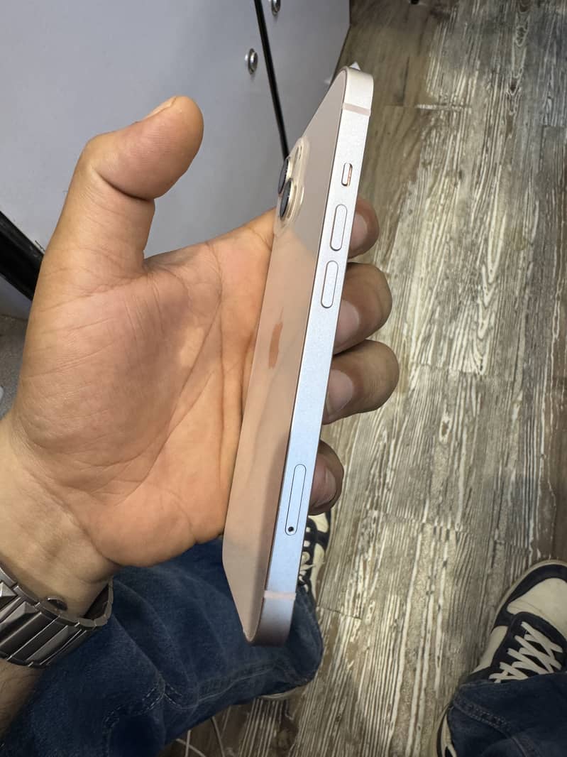 Iphone 13 2