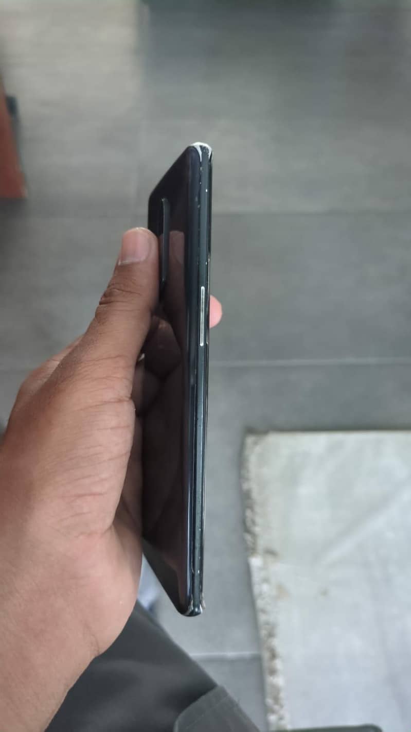 One Plus 8 uw 5g 4