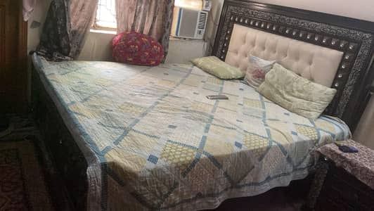 Bed Almari side table showcase