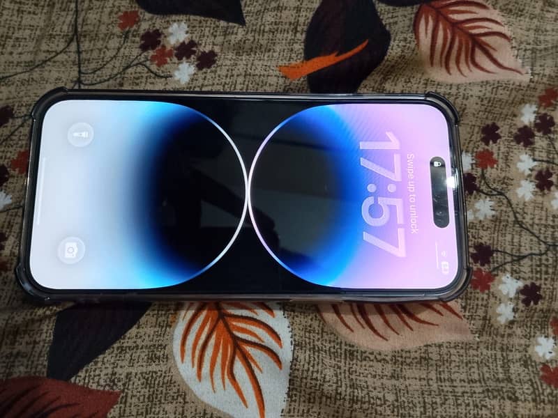 Apple iPhone 14 Pro Max 1