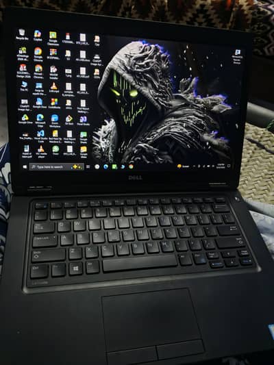 Dell Latitude 5480 Touch | i5 6th Gen HQ | 8GB | 256GB NVMe