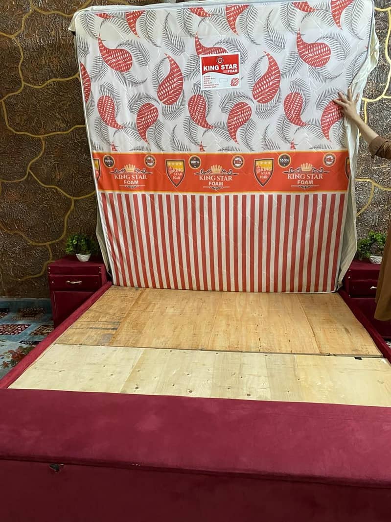 queen size double bed  2