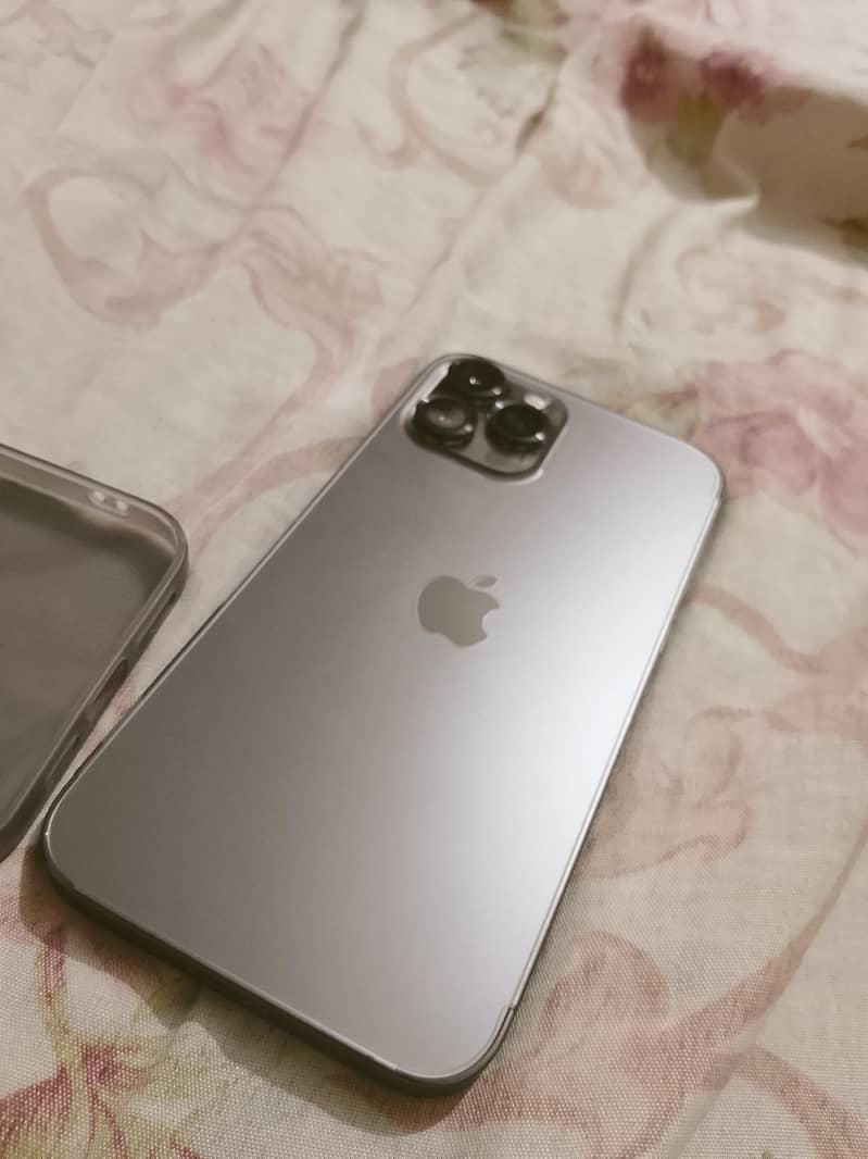Apple iPhone 12 Pro Max 0