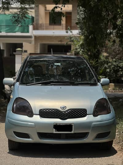 Toyota Vitz 2003