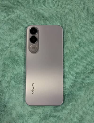 Vivo V70 FE 5G