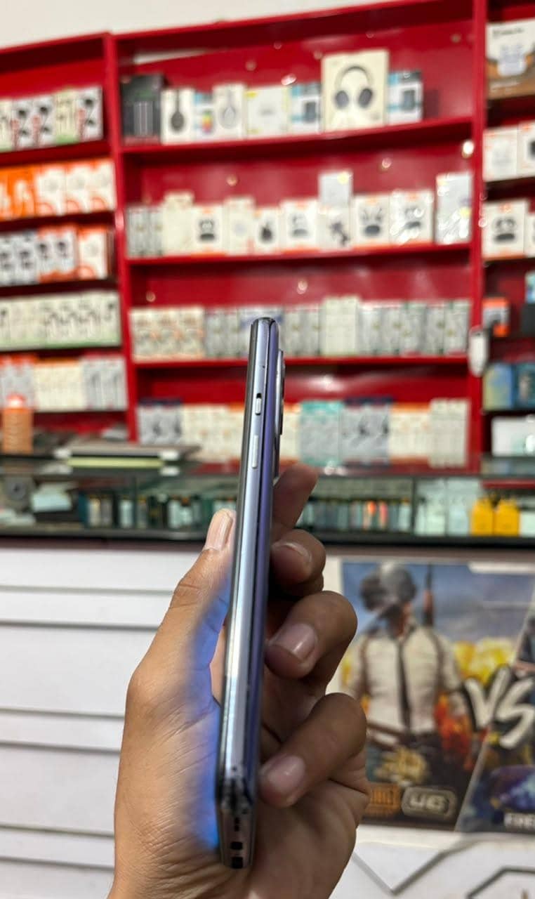 One Plus 9 4