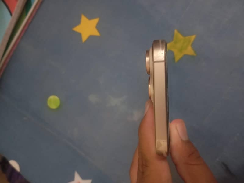 Apple iPhone 16 Pro Max 5