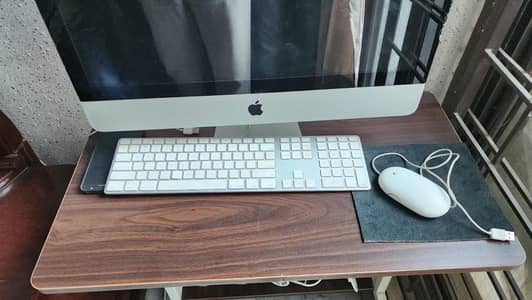 Apple iMac All-in-One Desktop |  Keyboard Included | Excellent Conditi