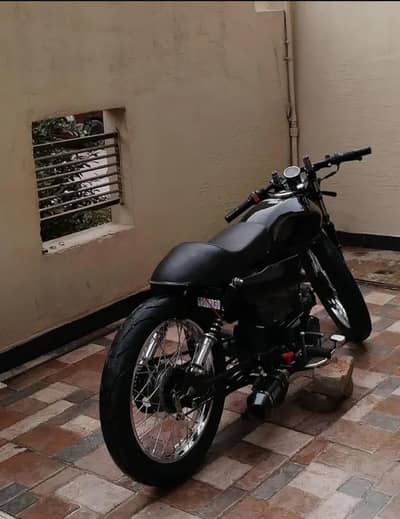 Cafe racer 70