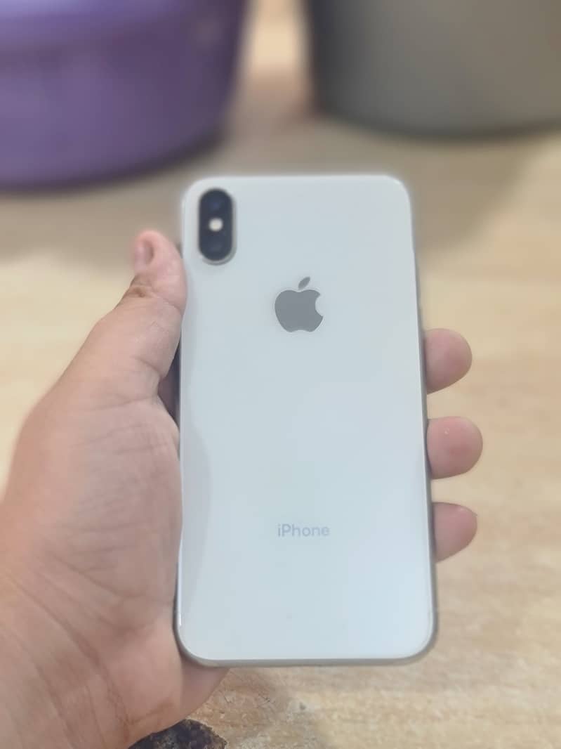 Apple iPhone X 3