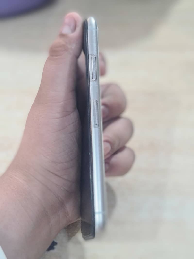 Apple iPhone X 5