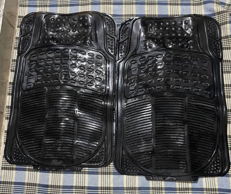 Floor mat 0