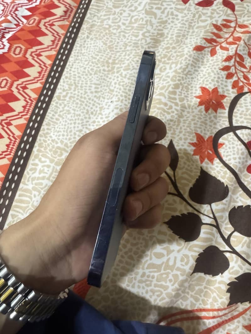 iphone 12 pro jv 2
