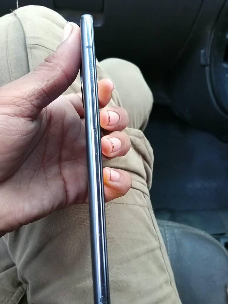 One Plus 7T 4