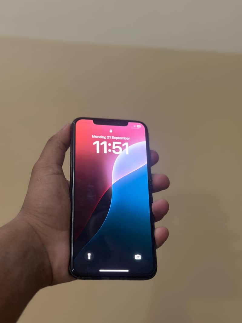 Apple iPhone XS Max 1