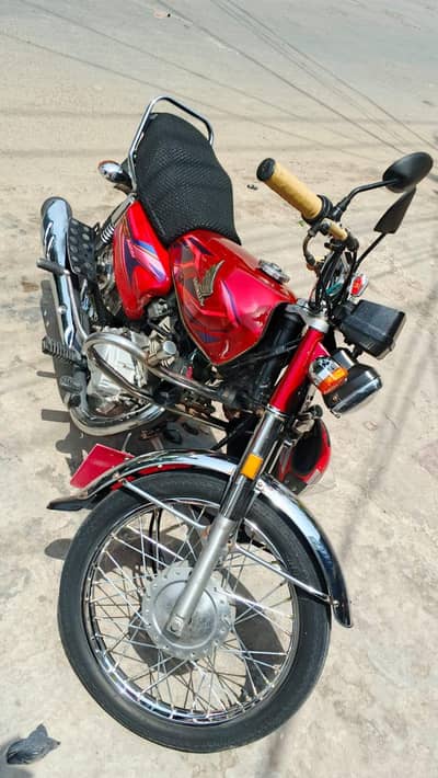 Honda 125cg