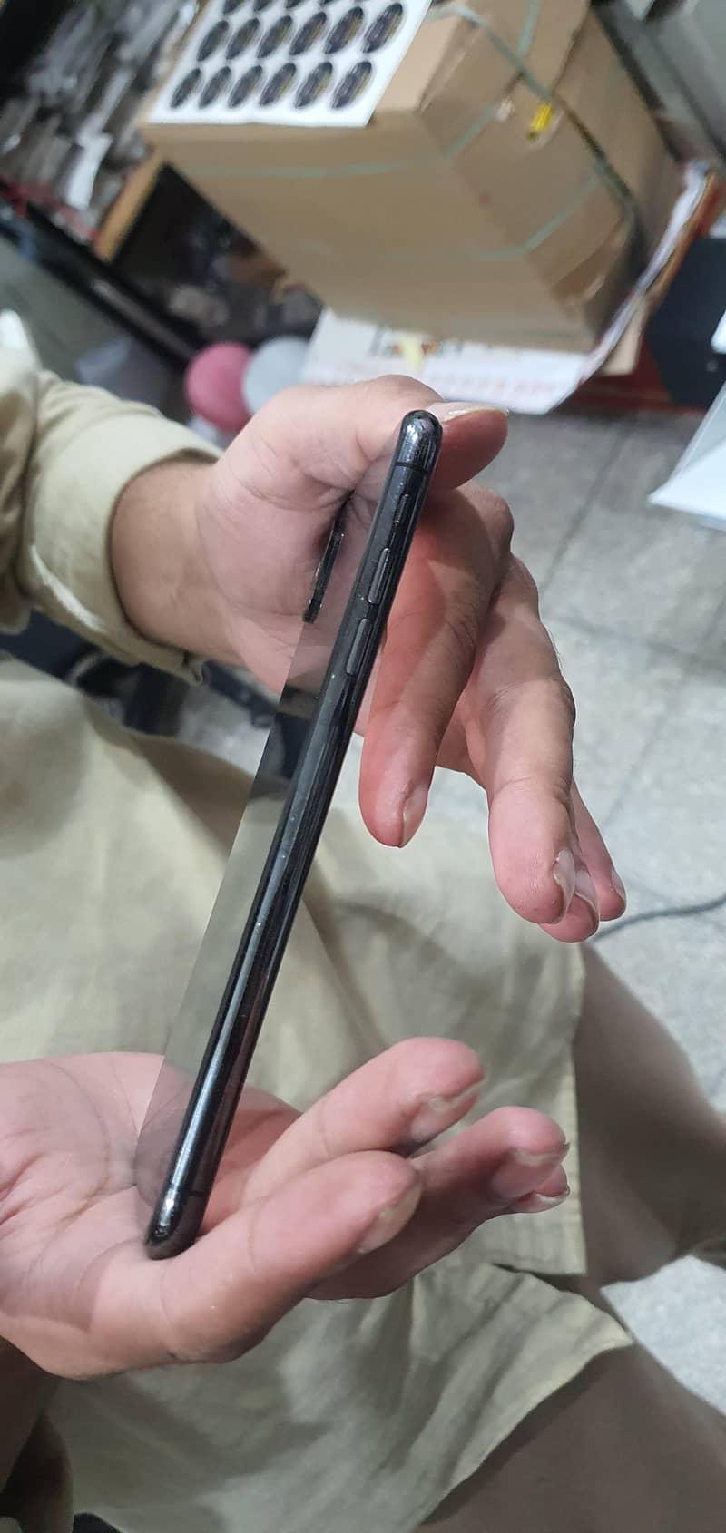 Apple iPhone XS Max 6