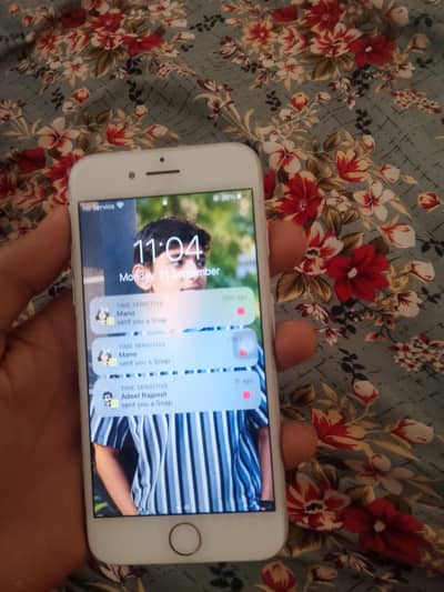 Apple iPhone 7