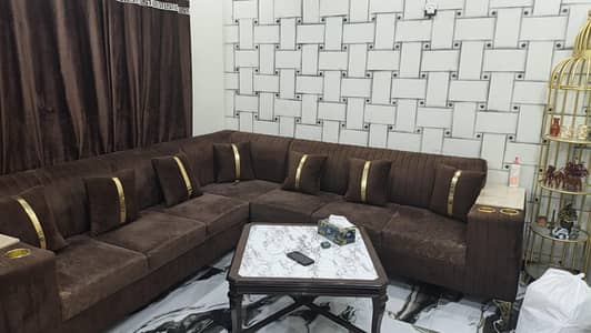 Beautiful L-Shape Sofa – Excellent Condition