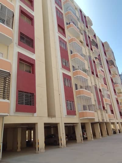 Ready To Move 3 Bed DD Flat For Sale