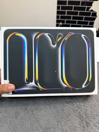 I Pad pro M4 256gb brand new