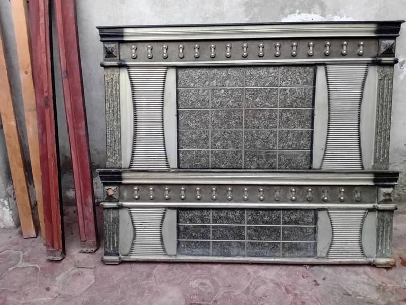 Double  bed in good condition 5