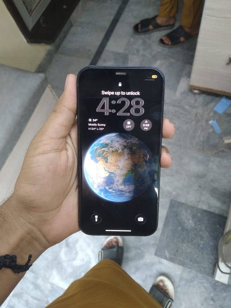 Apple iPhone 12 1