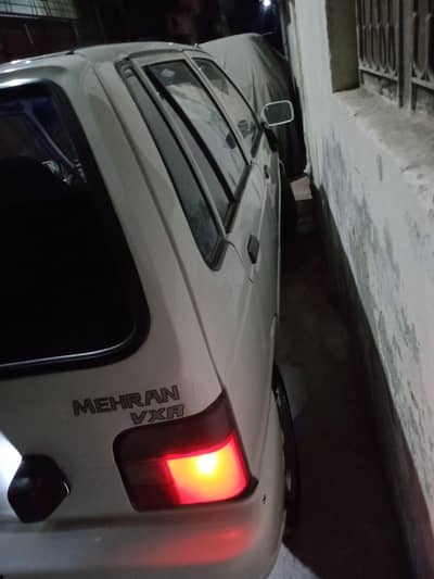 Suzuki Mehran VX 1999 description ma details mujood ha