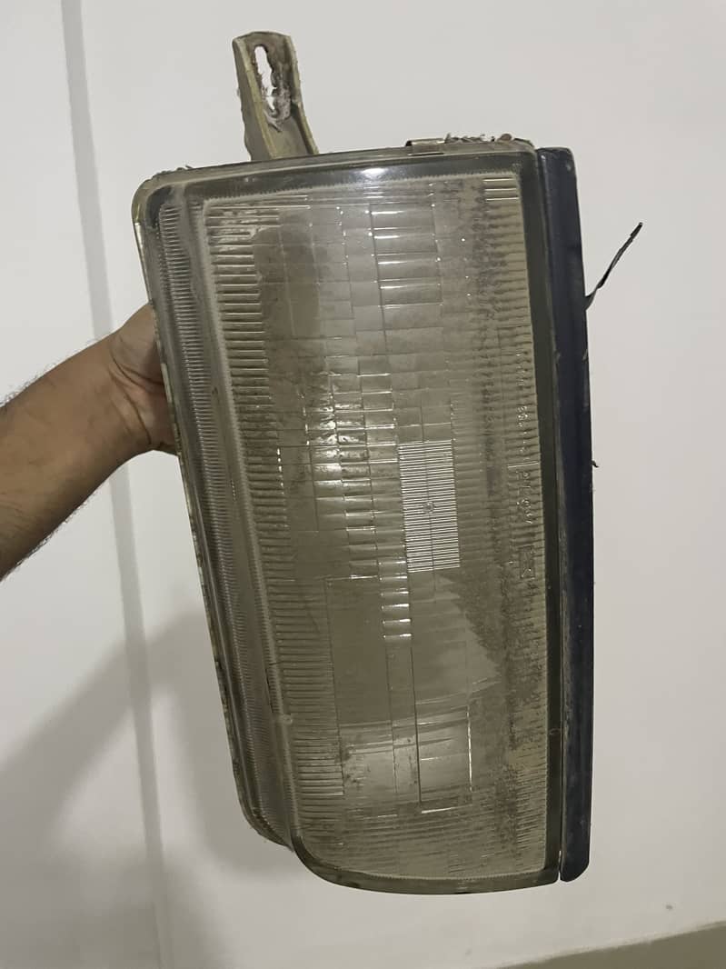 Charade headlight 0