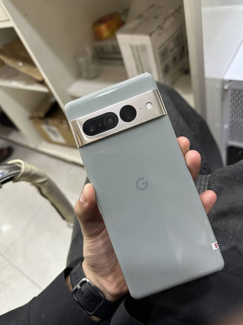 Google Pixel 7 Pro 2