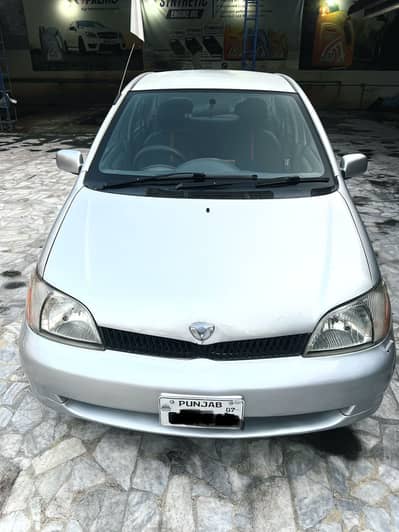 Toyota Platz 1999