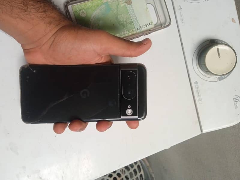 Google Pixel 8 1