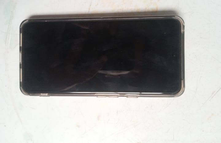 Google Pixel 8 6