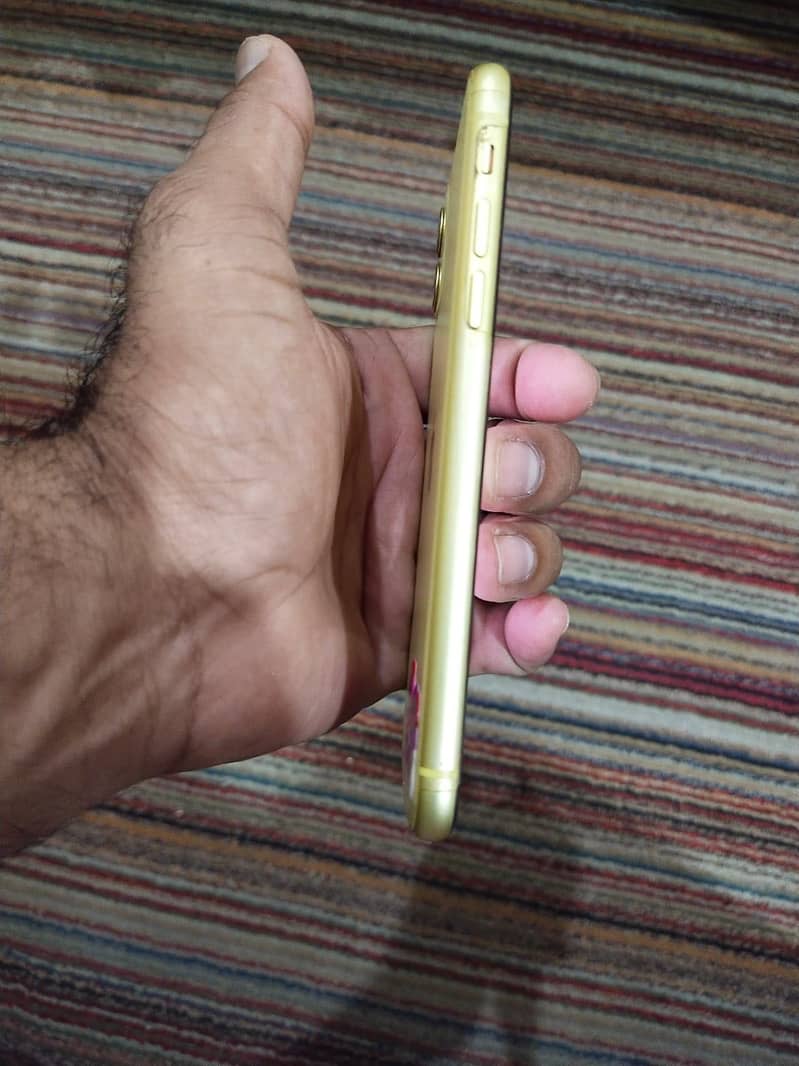 Apple iPhone 11 5