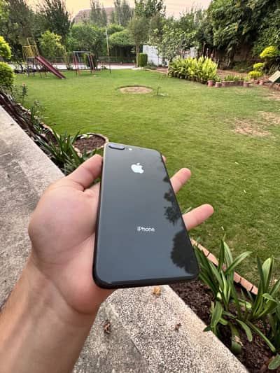 Apple iPhone 8 Plus