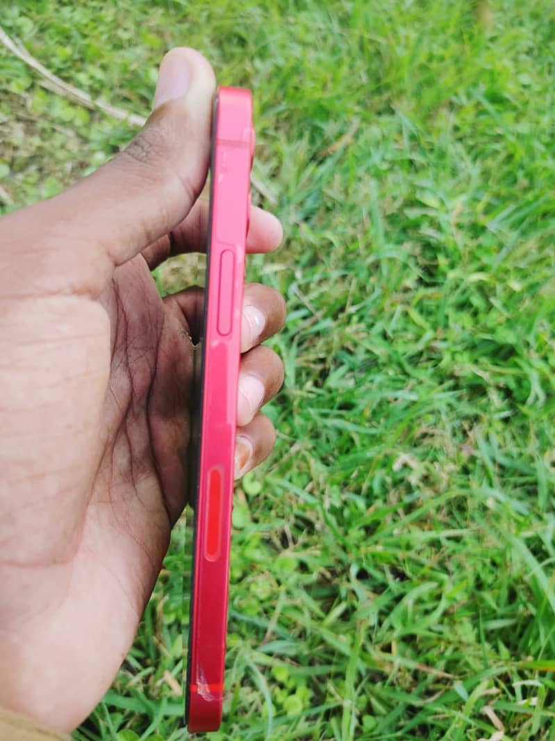 Apple iPhone 12 3