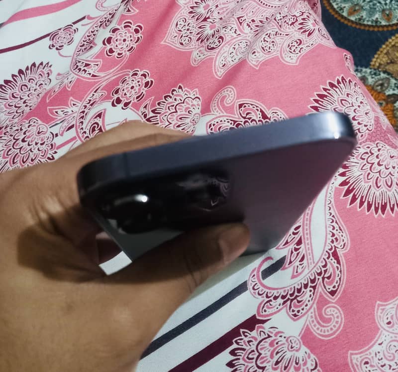 iPhone 14 Pro Max 3