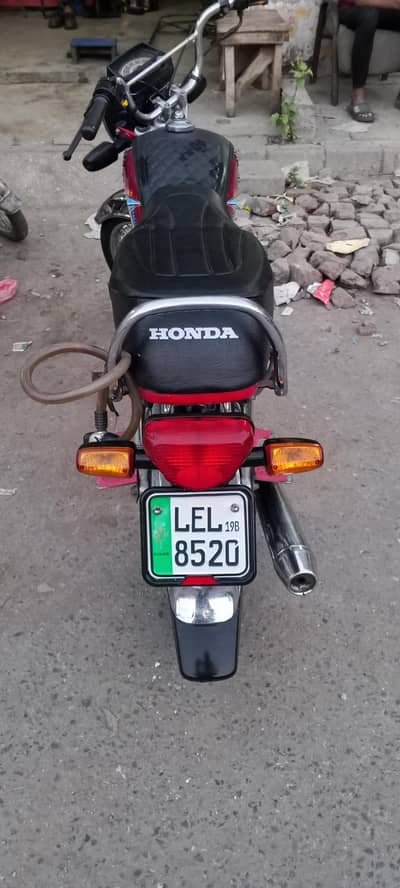 100% genuine motorcycle engine bilkul pack hai khule hue ki guarante