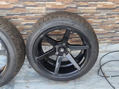 4 Allow Rims with Tyre