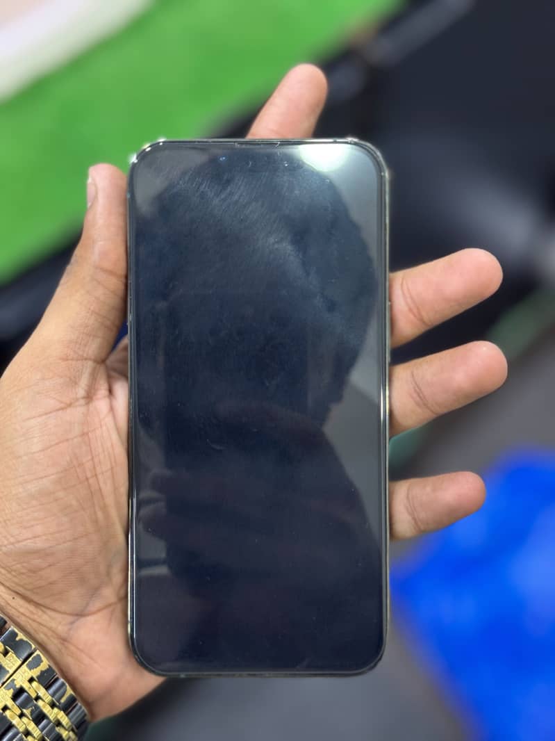 Apple iPhone 13 Pro 1