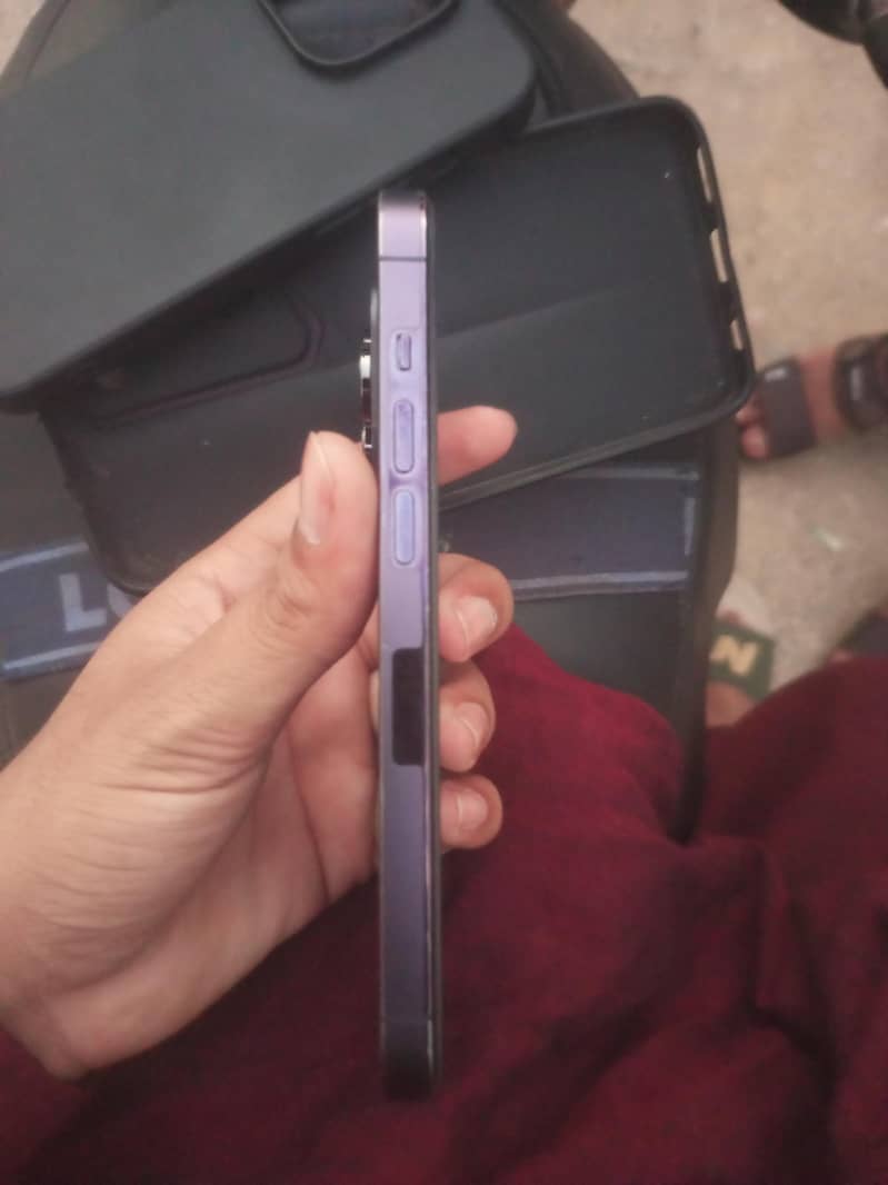 Apple iPhone 14 Pro 3