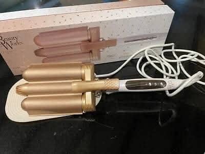 Beauty Works Triple Barrel Hair Waver – Brand New