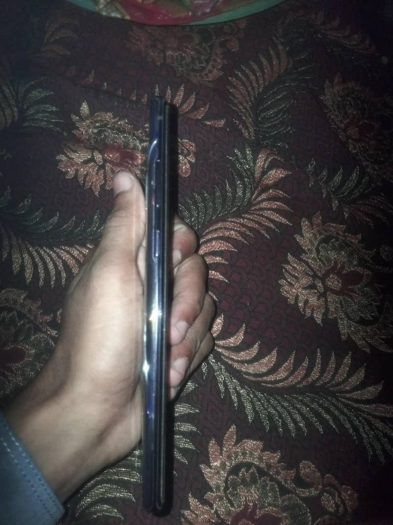 Samsung Mobile Note 10 Plus 3