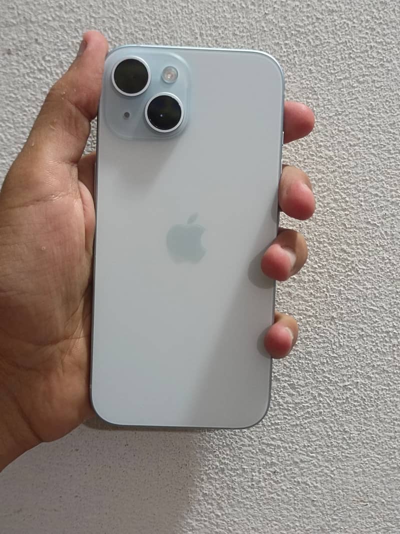 Apple iPhone 15 6