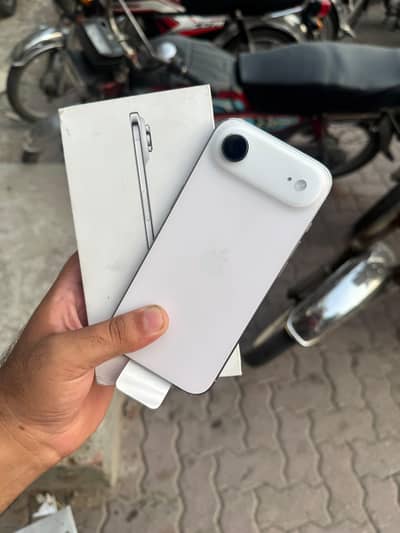 Apple iPhone 17 Air jv 50 cycle