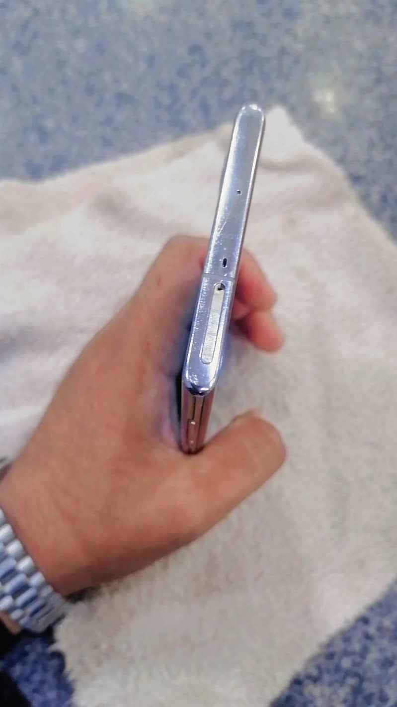 Samsung Mobile Note 10 Plus 4