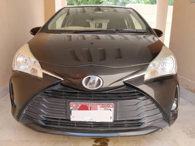 Toyota Vitz F safety 1.0