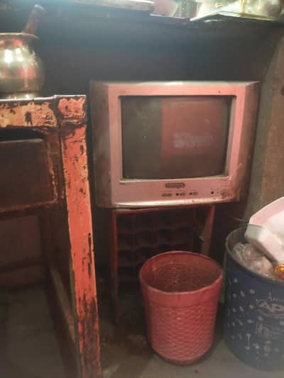 televison 14 inch