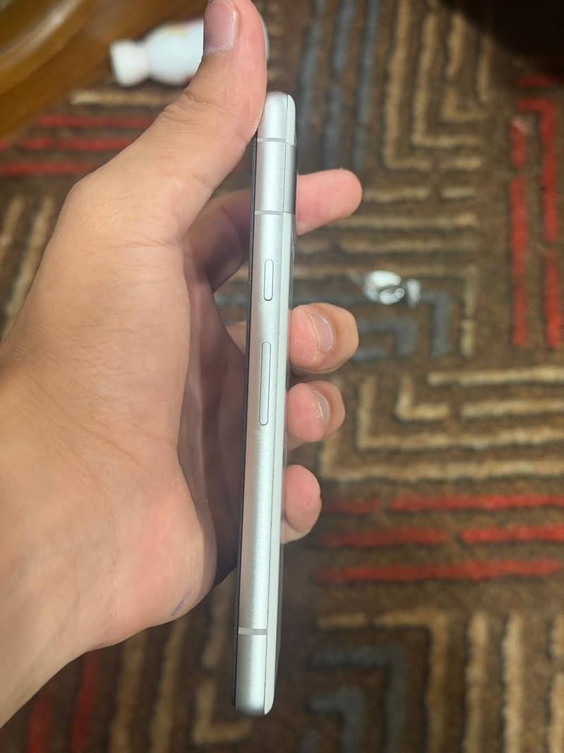 Google Pixel 7a 1