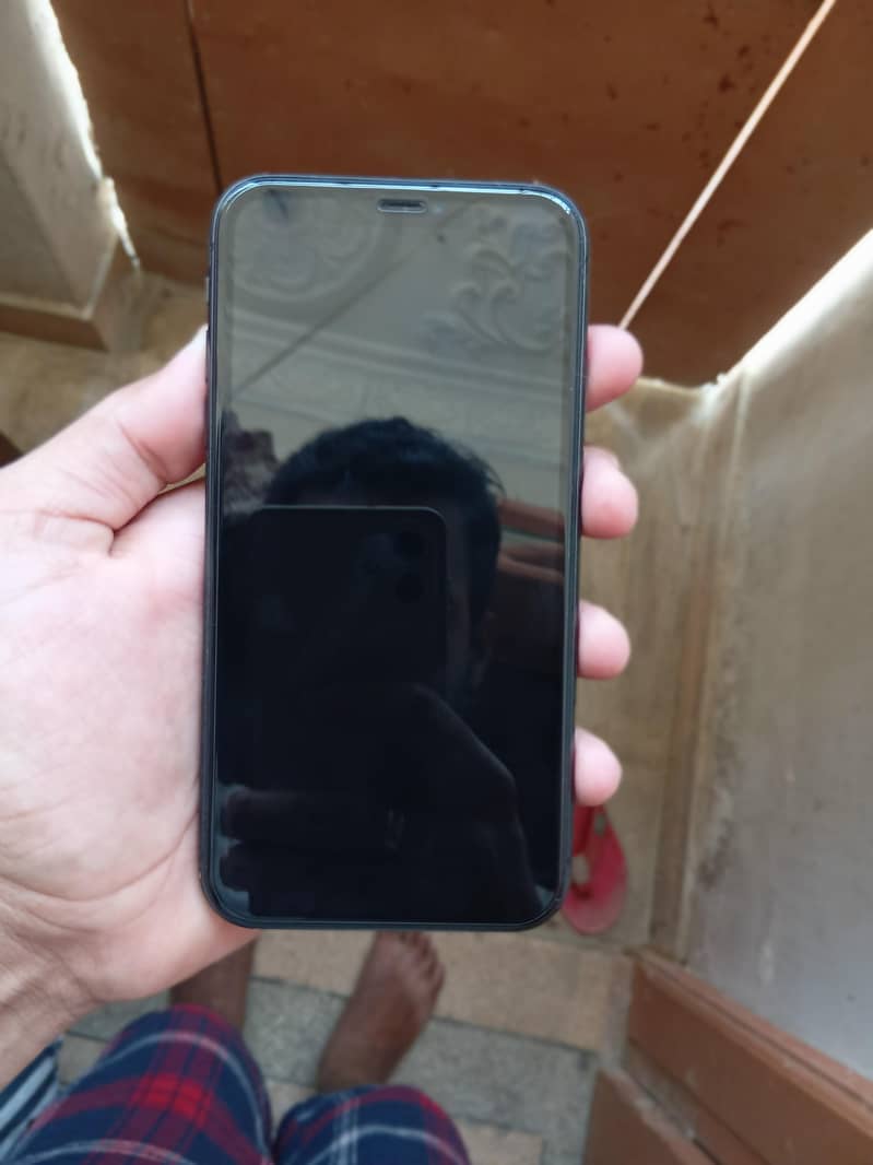 Apple iPhone 11 1